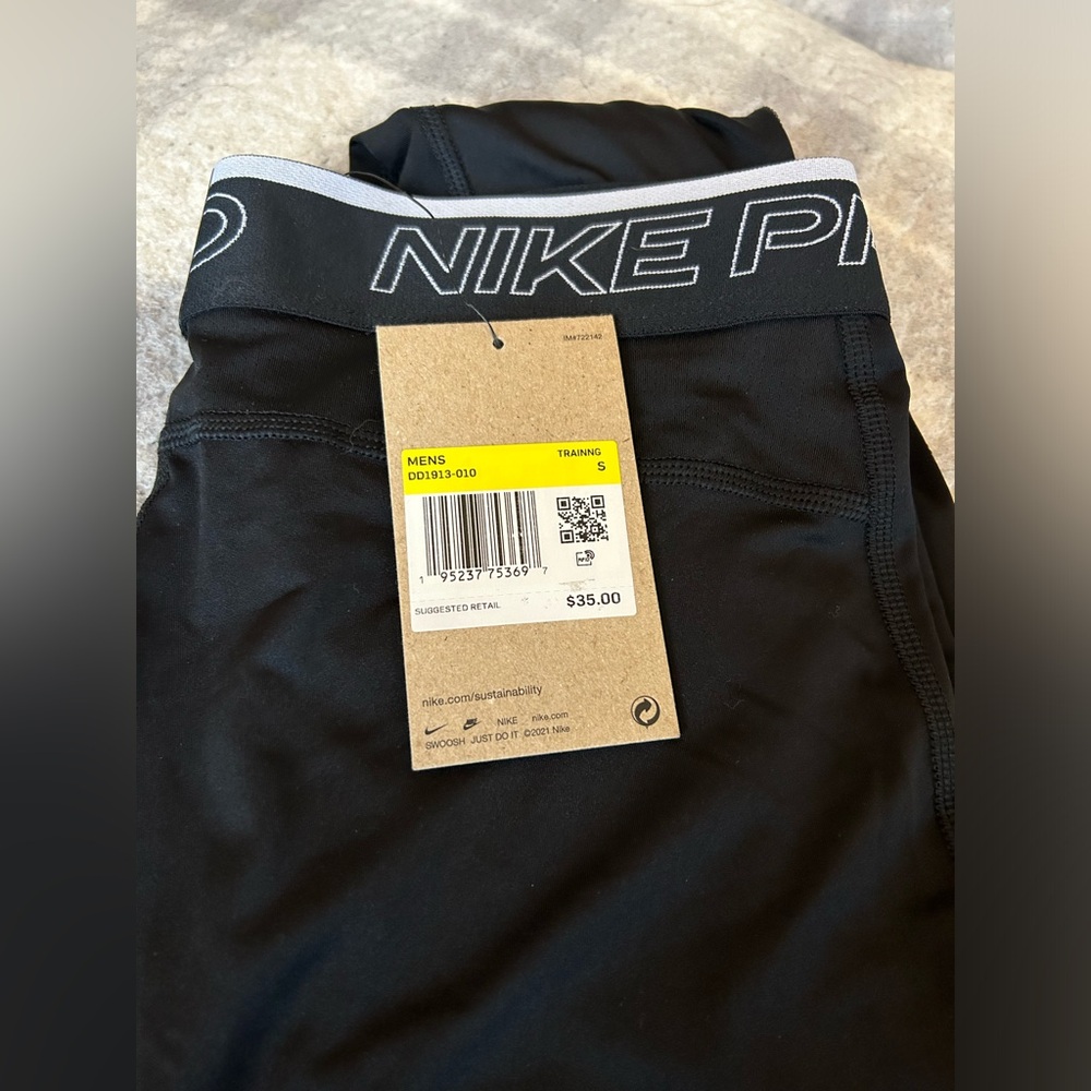 Nike Men’s Black Training Pants size S - NWT